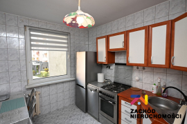 2 pok. mieskznie os. Zastalowskie!